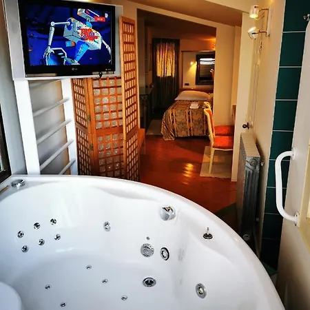 Bella Vista House Apartments, Hot Pool And Jacuzzi Lejlighed *