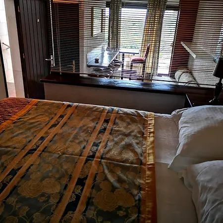 Lejlighed Bella Vista House Apartments, Hot Pool And Jacuzzi