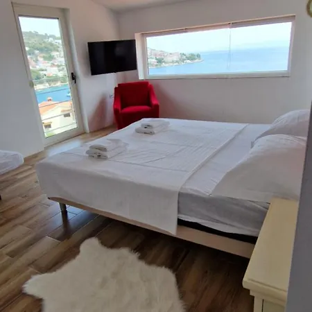 Lejlighed Bella Vista House Apartments, Hot Pool And Jacuzzi