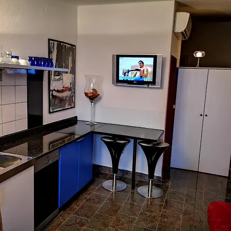 Bella Vista House Apartments, Hot Pool And Jacuzzi Trogir