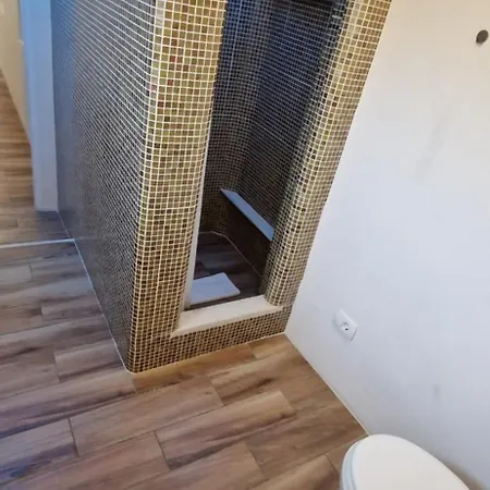 Bella Vista House Apartments, Hot Pool And Jacuzzi Lejlighed *